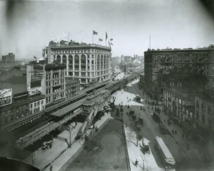 Broadway, Nord dalla 32nd Street, New York City