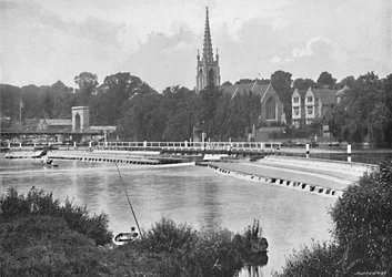 Ponte e sbarramento a Great Marlow, c1896