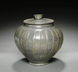 Vaso con coperchio, 100s