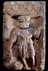 Arte gallo-romana: divinità tricefala o Mercurio con tre teste