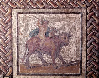 Arte gallo-romana: pavimentazione a mosaico che rappresenta un calendario rustico. Allegoria della primavera cavalca un toro. Fine II, inizio III secolo d.C. Da Saint-Romain-en-Gal. Saint Germain en Laye, Museo Nazionale di Archeologia