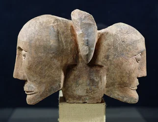 Busto a doppia testa di Hermes, da Roquepertuse