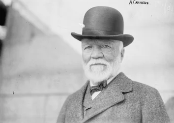 Andrew Carnegie a New York al ritorno dall