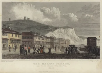 La parata marina e la Torre di Giulio Cesare a Dover