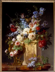 Cesto e vaso di fiori
