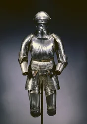 Elmo chiuso e armatura parziale in stile Maximilian, Norimberga, c.1525