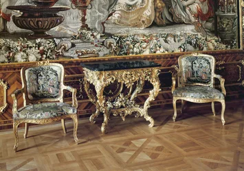 Consolle e due poltrone, 1745