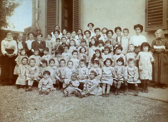 Bambini dei riservisti alla scuola materna 