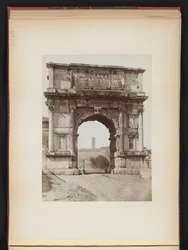 Arco di Trionfo di Tito a Roma, Italia