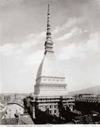 Vista della Mole Antonelliana a Torino