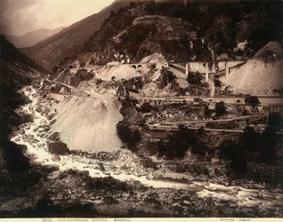 Un tratto della ferrovia del San Gottardo tra Giornico e Biasca