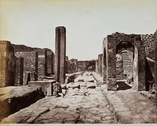 Rovine strutturali lungo la Strada di Stabia, sito archeologico di Pompei