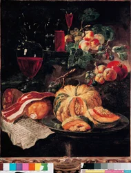 Natura morta con zucca, pancetta, prosciutto, pesche e vino. Dipinto di Giovan Paolo Castelli detto Lo Spadino (1659-1730) 1703 Roma, Museo dei Conservatori capitolini