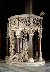Cattedra. Scultura in marmo di Giovanni Pisano (1248-1314). 1302-1311 Cattedrale di Pisa (Duomo di Santa Maria Assunta di Pisa), Italia