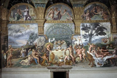 Il nobile banchetto che celebra il matrimonio di Cupido e Psiche, parete sud della Stanza di Cupido e Psiche, c.1527-31 (affresco)