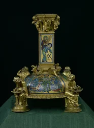 Base della Croce di St. Bertin, dall