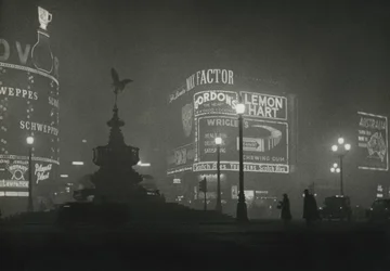 Piccadilly Circus anni 