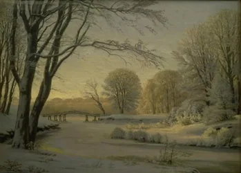 Paesaggio invernale con un fiume ghiacciato