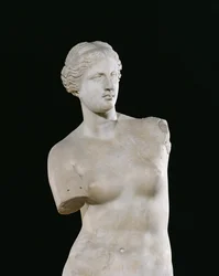 Afrodite, la „Venere di Milo“, periodo ellenistico, ca. 130-100 a.C. (dettaglio di 14152)