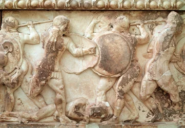 Gigantomachia (battaglia tra dèi e giganti) (rilievo, fregio, 525 a.C.)
