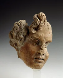 Magna Grecia: frammento di testa; da Monte Antenna (Roma); V-IV secolo a.C.; Roma, Museo di Villa Giulia
