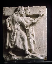 Metope raffigurante danzatori, rilievo di antico thesaurus, Campania, Italia V secolo a.C.