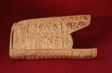 Gorytus con decorazione a rilievo, fine IV-inizio V secolo a.C.