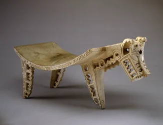 Pietra da macina cerimoniale con testa di giaguaro, Costa Rica nord-occidentale, Tardo Periodo IV - Primo Periodo V, 300-700