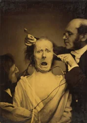 Terrore misto a dolore, tortura