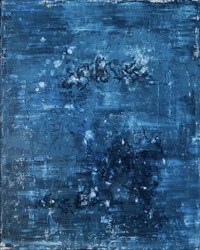 Profondità blu eteree