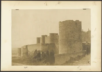 [Bastioni di Carcassone]