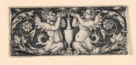 Fregio con un vaso fiancheggiato da Tritoni maschili e femminili