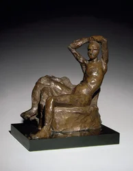Piccolo nudo su divano, ideato nel 1924, fusione del 1958 (bronzo con patina marrone)