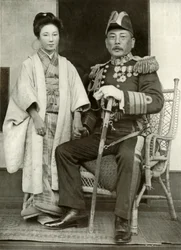 Viceammiraglio Kamimura e sua figlia Hoshiko, 1910