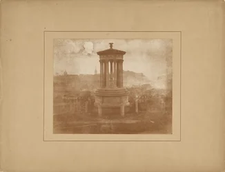 [Calton Hill, il monumento a Dugald Stewart]
