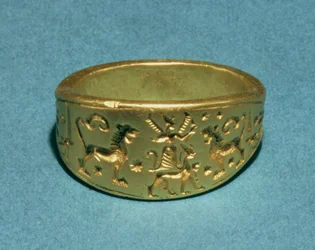 Anello con iscrizione in geroglifico 