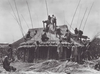 Africa: costruzione di una casa di riposo vicino ad Amadi