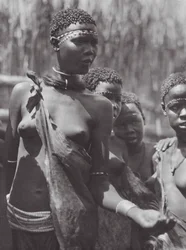 Africa: Ragazze Shilluk