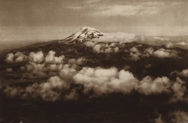 Messico: Iztaccihuatl, visto da Popocatepetl (foto b/n)