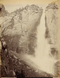 Cascate superiori dello Yosemite, 1502 piedi - (istantanee)