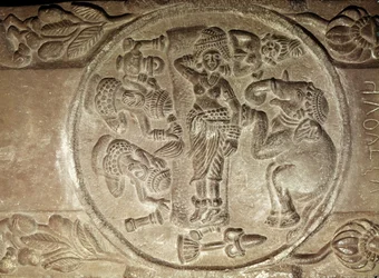 Rilievo che raffigura il sogno di Maya, da uno stupa buddista da Bharhut, Madhya Pradesh, Tardo Periodo Maurya, Dinastia Sunga (180-72 a.C.)