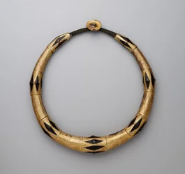 Collana da uomo (kalabubu)