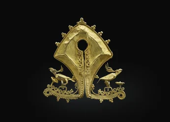 Pendente con cacatua, popoli dell