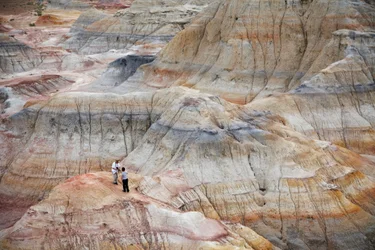 Rocce colorate vicino a Wu Cai Wan nel deserto del Gobi, Xinjiang, Cina occidentale, 2007