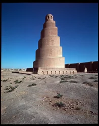 Veduta della Grande Moschea e del suo minareto, la Torre Malwiya, 847-852