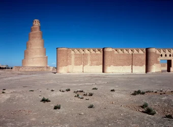 Veduta della Grande Moschea e del suo minareto, la Torre Malwiya, 847-852