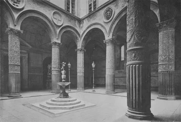 Firenze, Palazzo Vecchio, Il Cortile