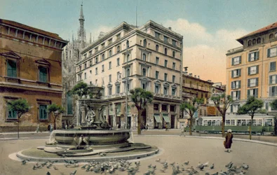Milano / Milan: Piazza Fontana (colour photo)