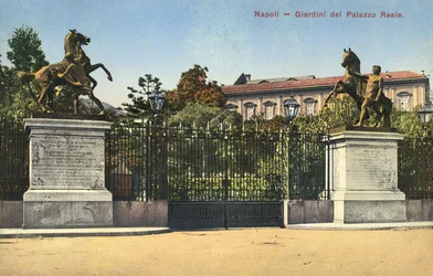 Napoli, Italia, Giardini del Palazzo Reale