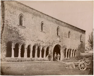 Palazzo della Ragione, abbazia di Pomposa, Emilia-Romagna, Italia, fotografia di Luigi Ricci, Ravenna